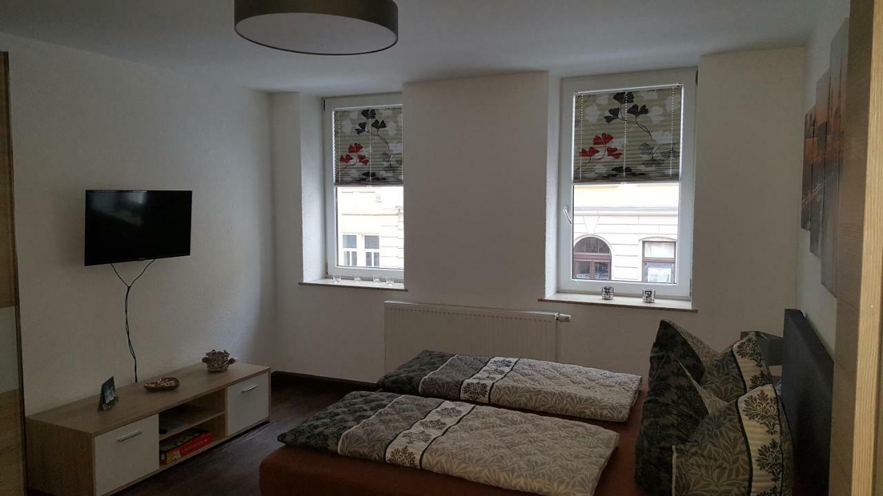 Ferienwohnung Oder Studio Dresden-Neustadt Inkl Parkplatz Mit Balkon Oder Terrasse Εξωτερικό φωτογραφία